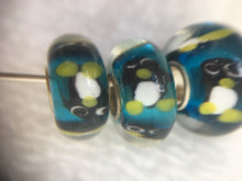 PENGUINS - European Lampwork PENGUIN Beads, BLACK & WHITE Quanity 3 Beads