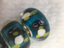 PENGUINS - European Lampwork PENGUIN Beads, BLACK & WHITE Quanity 3 Beads